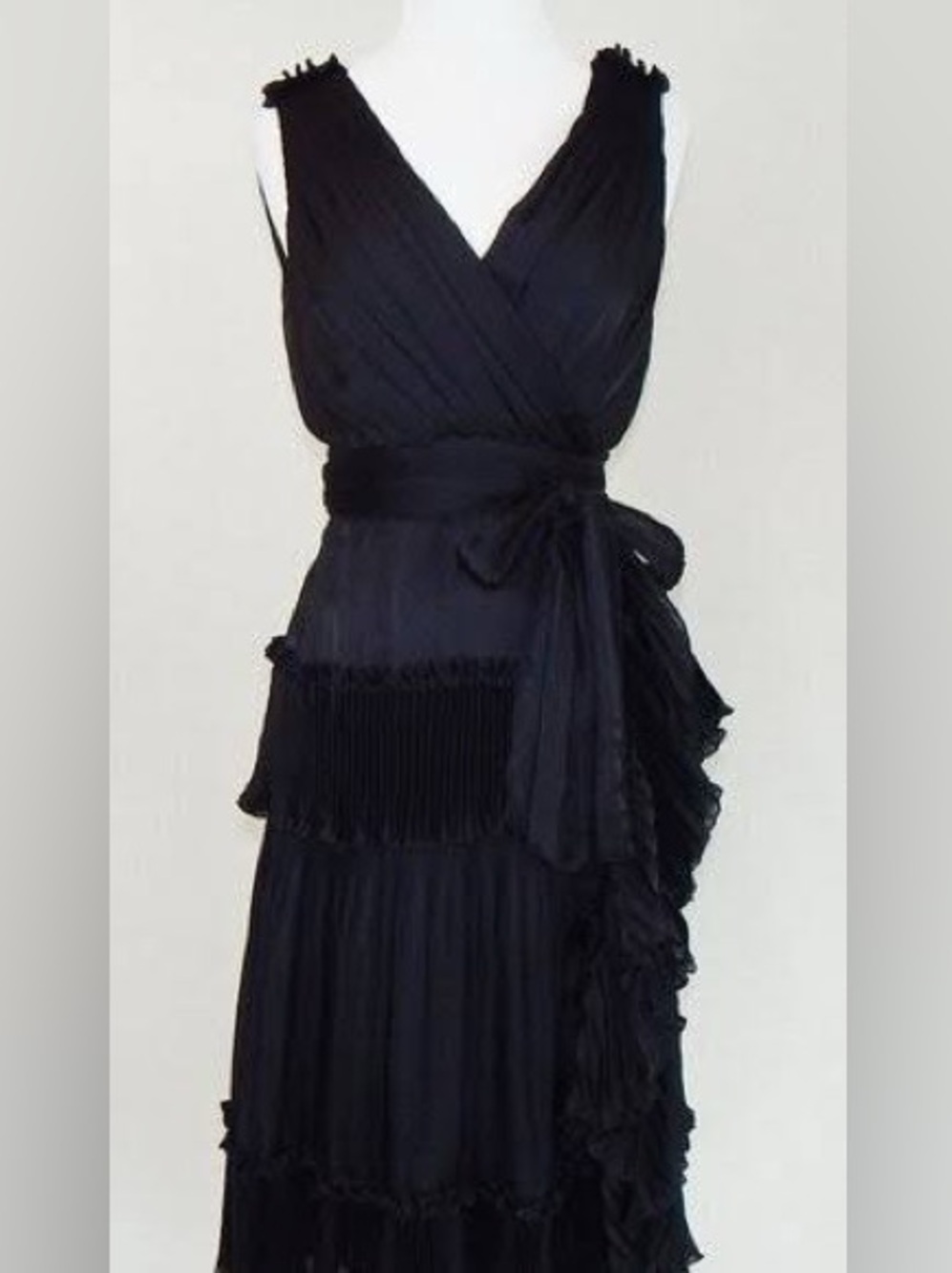 VINTAGE Diane Von Furstenberg Black Wrap Dress Ruffle Detail Size 14